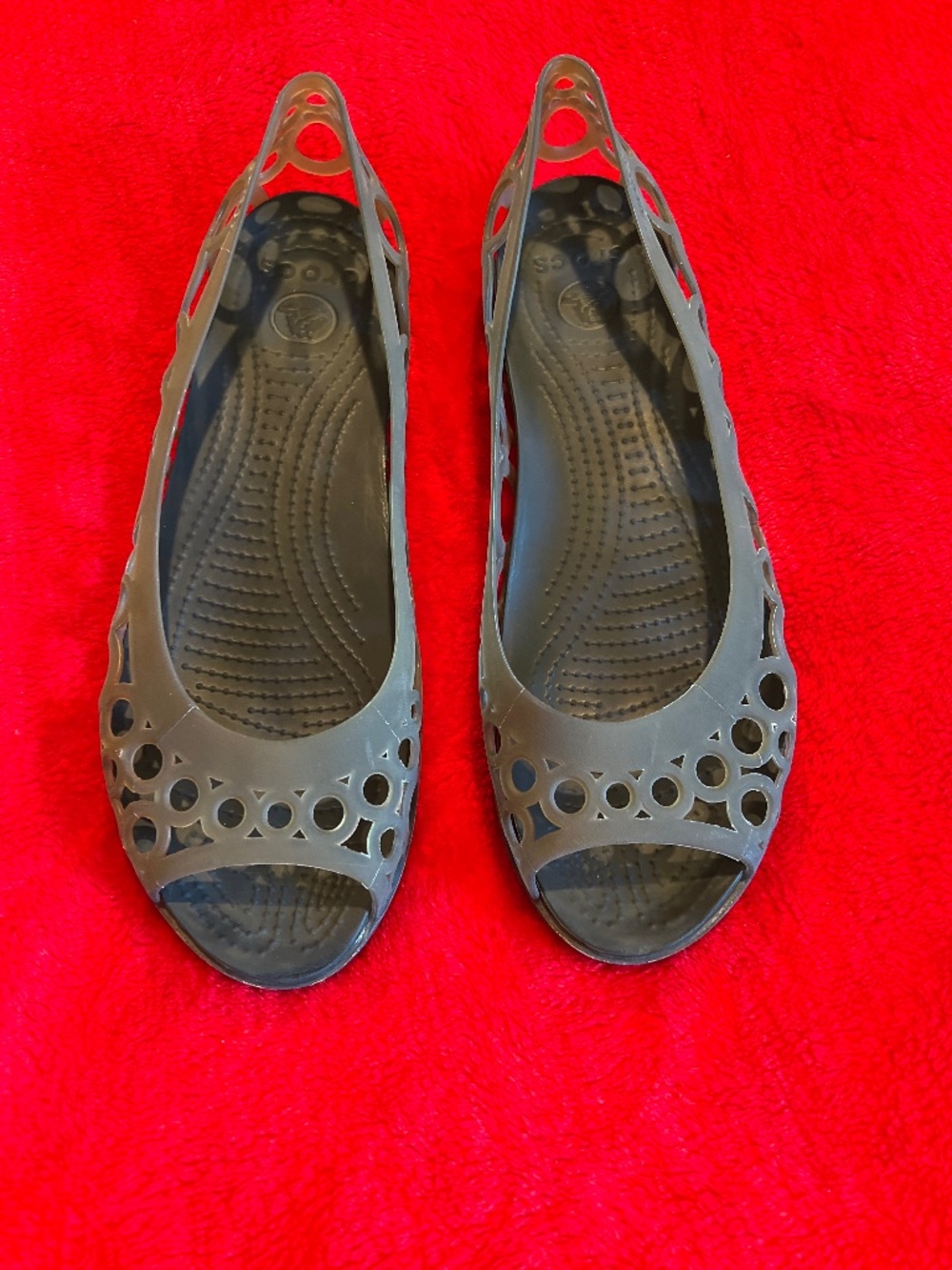 Croc’s peep-toe flats Women’s size 10 in smoke/gray color.